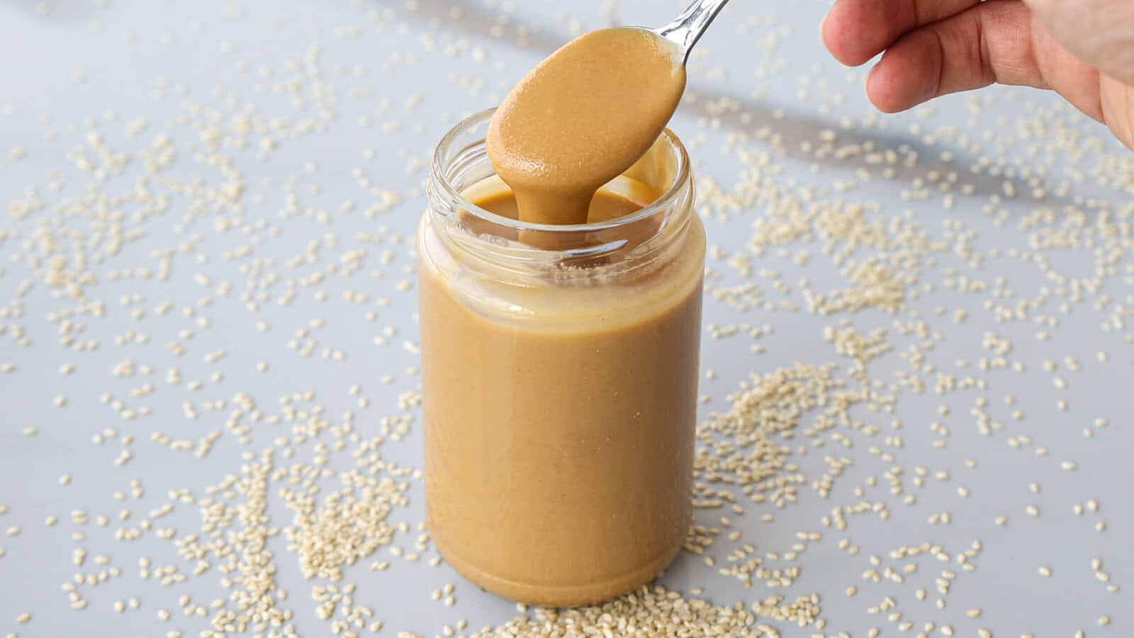 Master Homemade Tahini: Easy Recipe for Creamy Sesame Paste